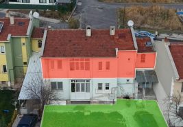 ORHANGAZİ MAHALLESİNDE SATILIK BAHÇELİ EV