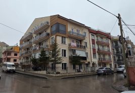 YARENLER MAHALLESİNDE SATILIK DAİRE